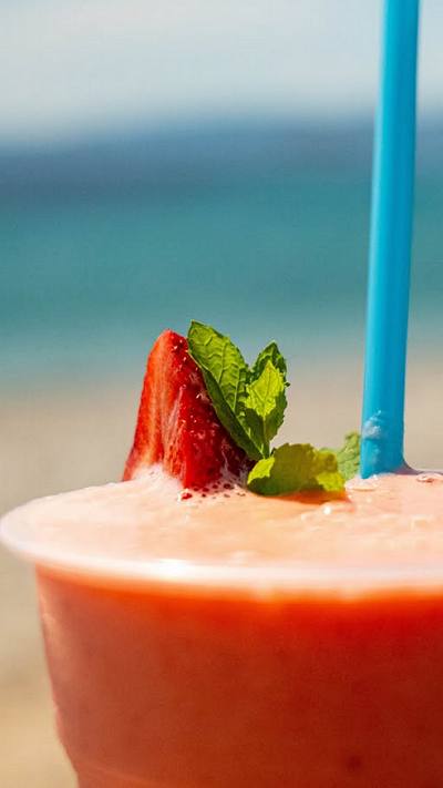 Ftelia Beach Bar in Skopelos