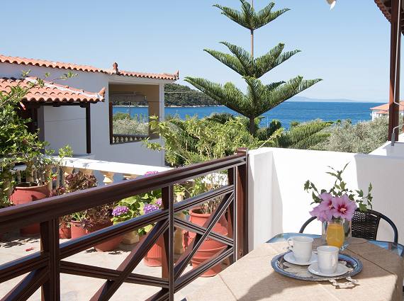 Skopelos Studios Apartments
